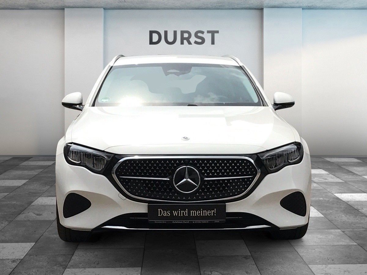 Fahrzeugabbildung Mercedes-Benz E 220 T d,AVA,ADV,AHK,DISTR,WINTERP,KEYLESS,KAME