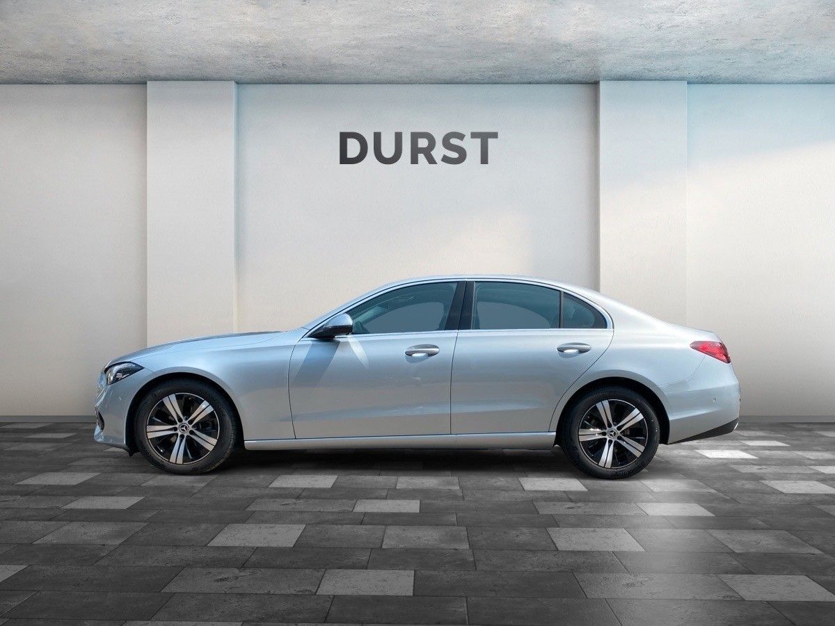 Einzelansicht 4 Fahrzeugabbildung Mercedes-Benz C 180 AVA ADV PLUS,AHK,DISTR,WINTERP,MEMORY,KAME