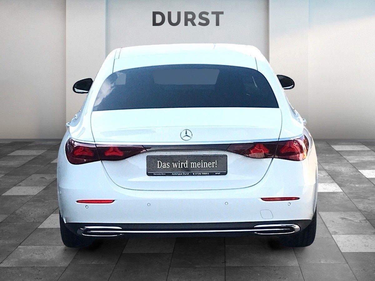 Fahrzeugabbildung Mercedes-Benz E 200 AVA ,ADV,AHK,WINTERP,KEYLESS,DISTR,KAMERA