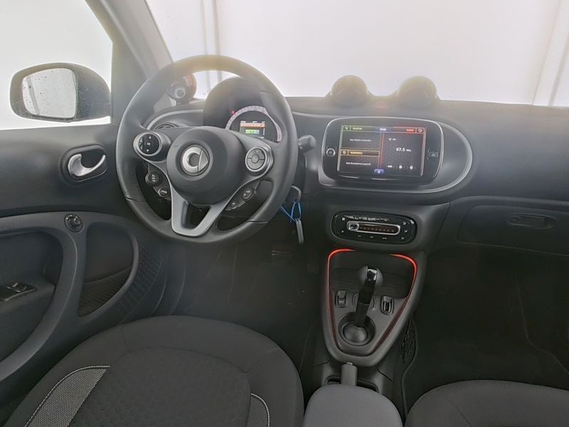 Fahrzeugabbildung Smart ForTwo EQ,PASSION,EXCL,WINTERP,PANODACH,22KW