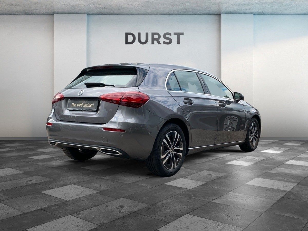 Fahrzeugabbildung Mercedes-Benz A 180 PROGADV,AHK,WINTERP,KAMERA,CARP,LED