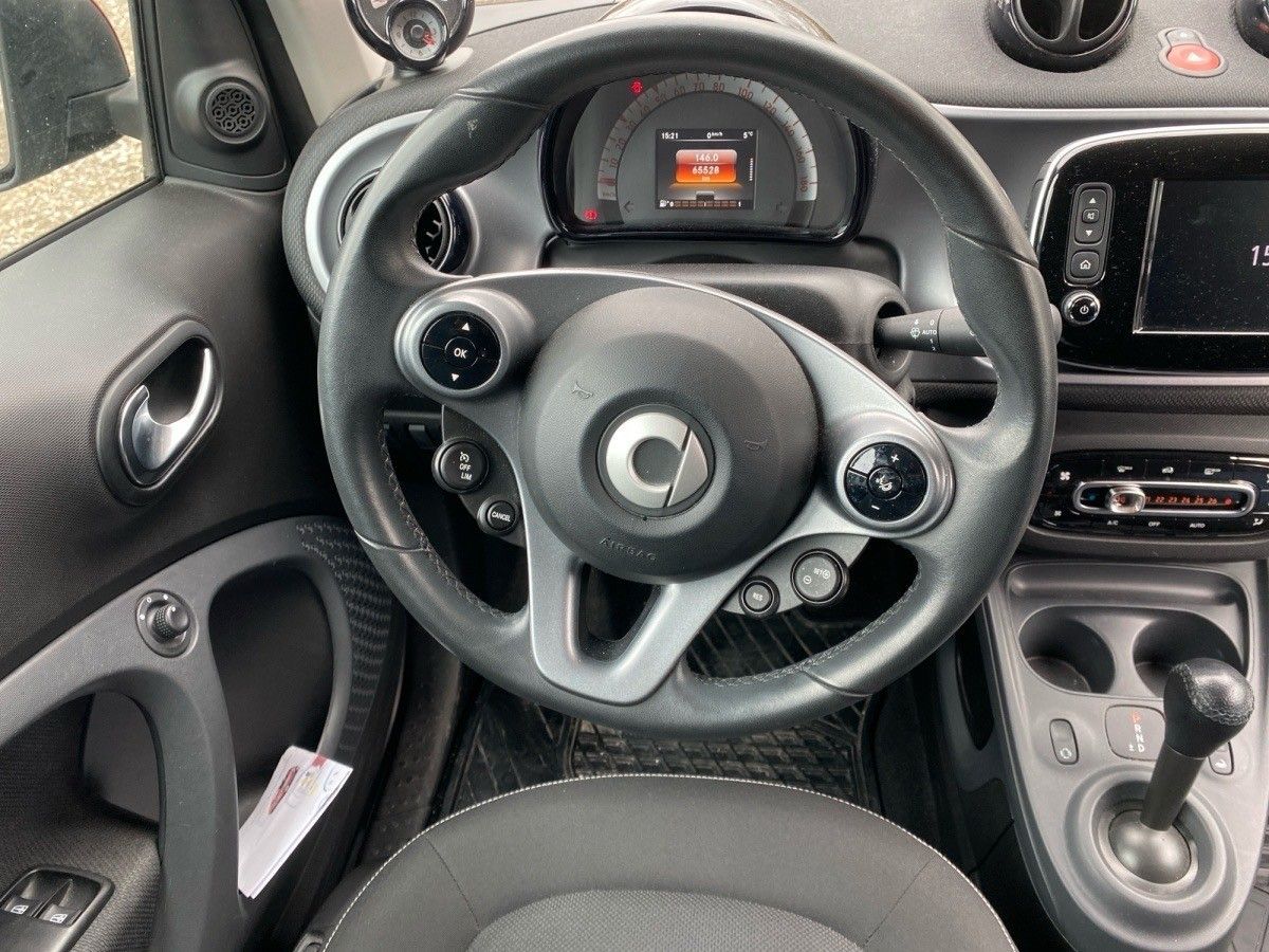 Einzelansicht 12 Fahrzeugabbildung Smart ForTwo fortwo cabrio Basis 52 kW