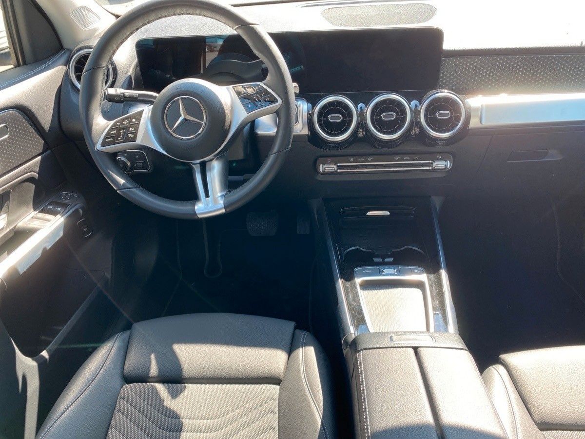 Fahrzeugabbildung Mercedes-Benz GLB 220 4M,PRO ADV,AHK,MEMO,CARPLAY,WINTERP