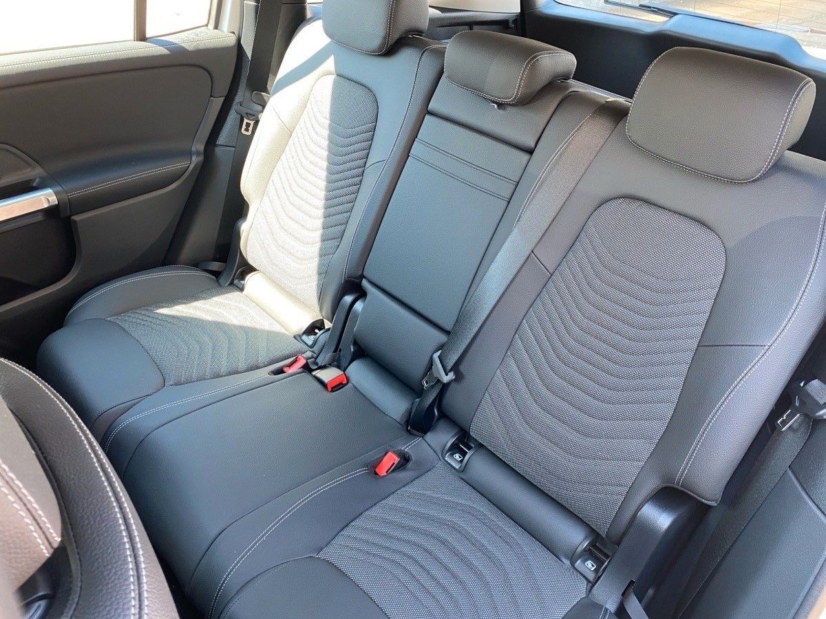 Fahrzeugabbildung Mercedes-Benz GLB 220 4M,PRO ADV,AHK,MEMO,CARPLAY,WINTERP