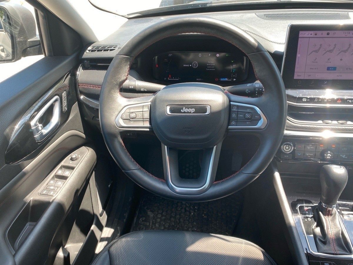 Einzelansicht 12 Fahrzeugabbildung Jeep Compass Trailhawk Plug-In Hybrid 4WD