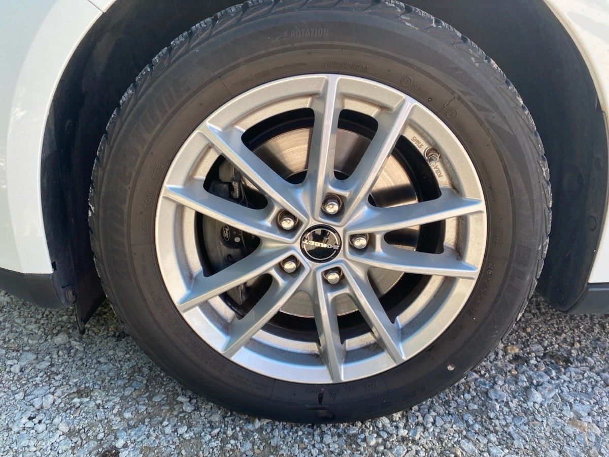 Einzelansicht 10 Fahrzeugabbildung Ford Focus Turnier Titanium