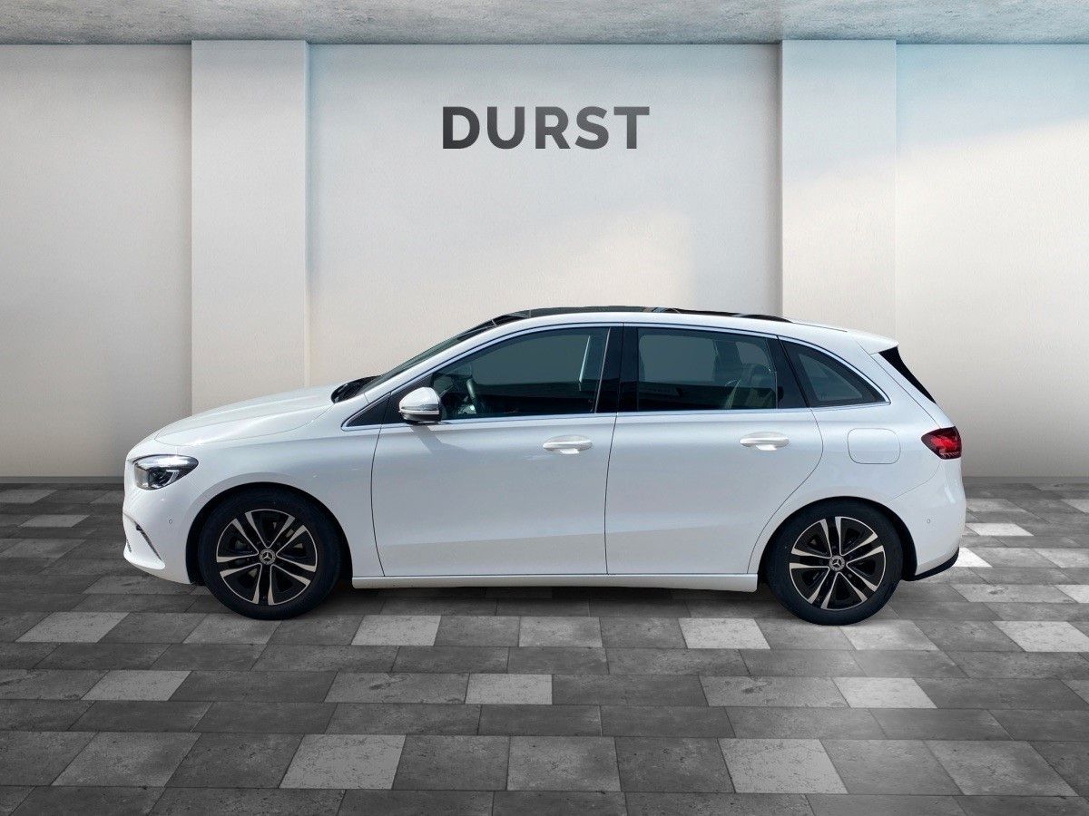 Einzelansicht 4 Fahrzeugabbildung Mercedes-Benz B 180 PROG,PANO,STANDH,WINTERP,AHK