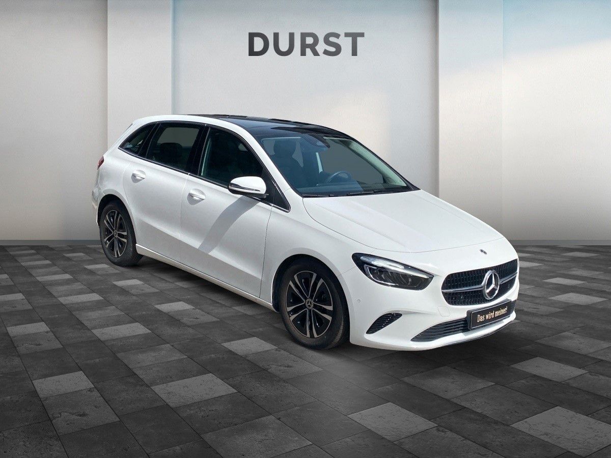 Einzelansicht 9 Fahrzeugabbildung Mercedes-Benz B 180 PROG,PANO,STANDH,WINTERP,AHK
