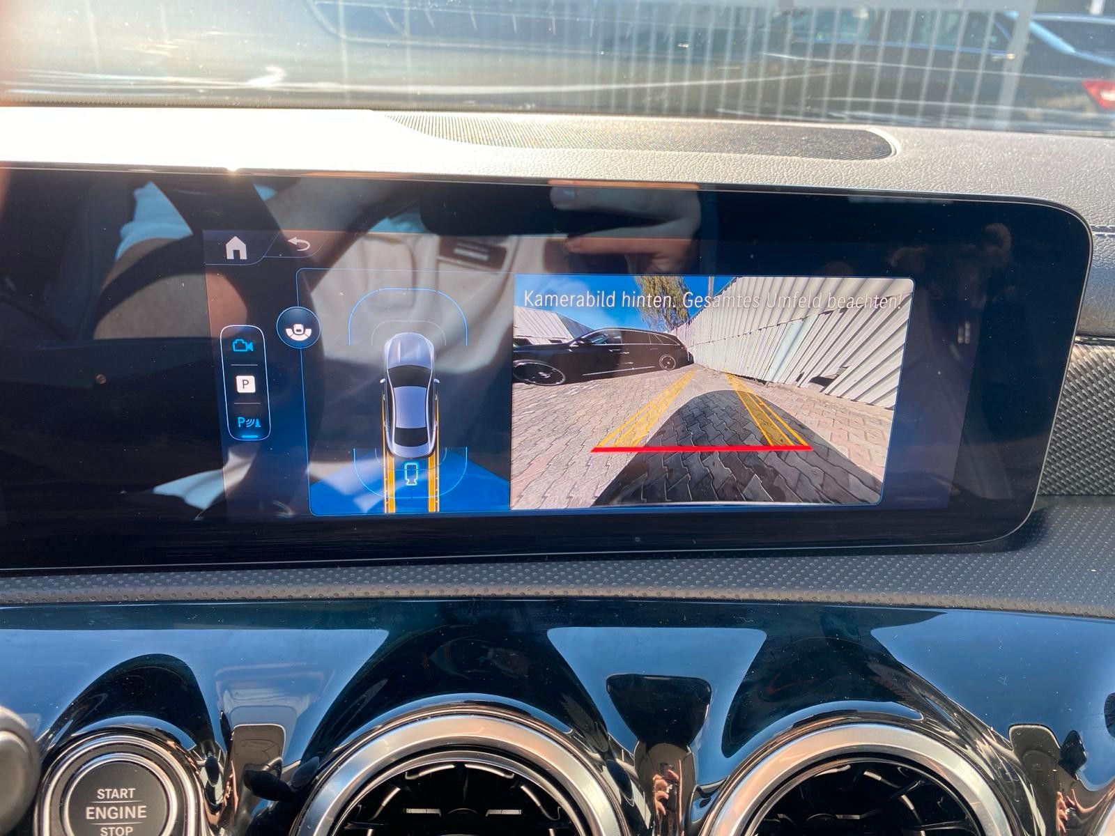 Einzelansicht 18 Fahrzeugabbildung Mercedes-Benz CLA 180 d