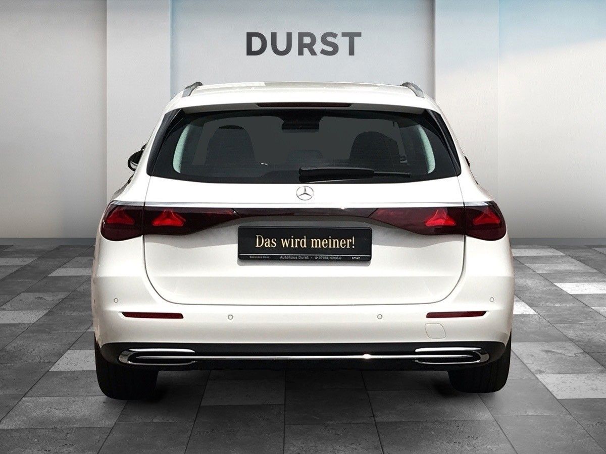 Einzelansicht 6 Fahrzeugabbildung Mercedes-Benz E 220 T d,AVA,ADV,AHK,DISTR,WINTERP,KEYLESS,KAME