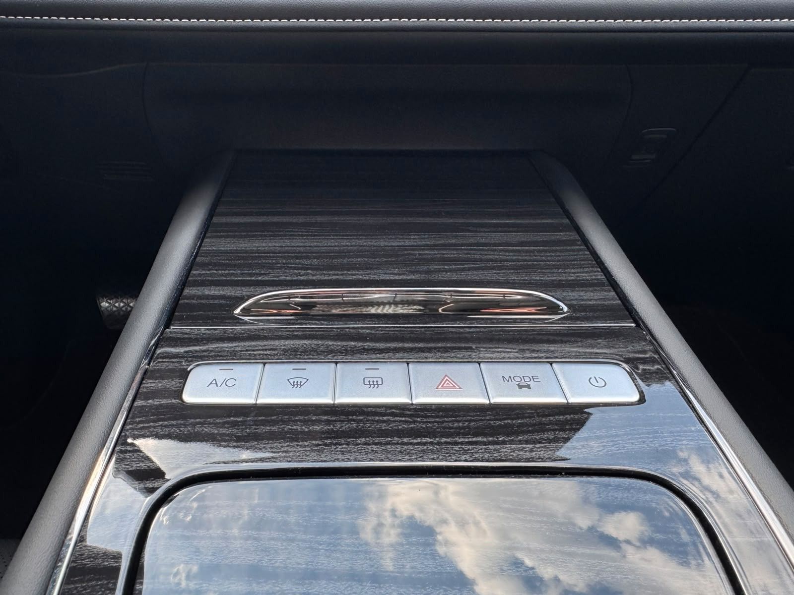 Einzelansicht 15 Fahrzeugabbildung OMODA 5 EV 155 kW Exclusive
