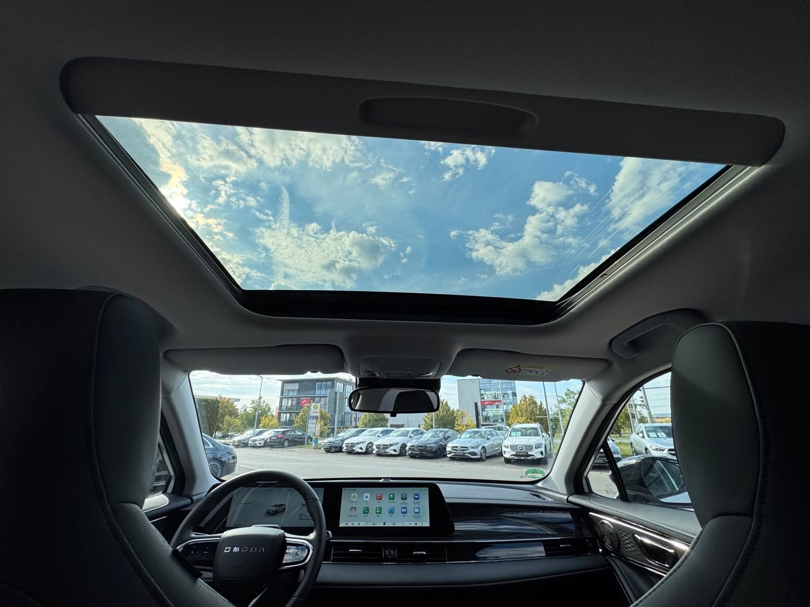 Einzelansicht 19 Fahrzeugabbildung OMODA 5 EV 155 kW Exclusive
